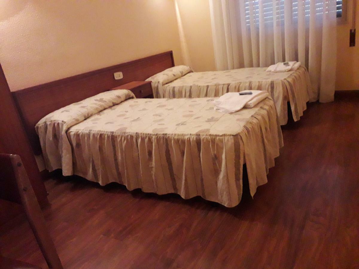 Hostal Ezequiel Los Arcos Εξωτερικό φωτογραφία